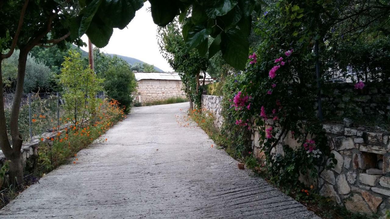 The Stone House-Zacharatos Nikolaos Vila Pouláta Exterior foto